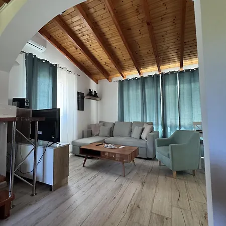 Mitsialis בית נופש *